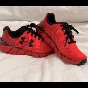 Boys Under Armour Sneakers